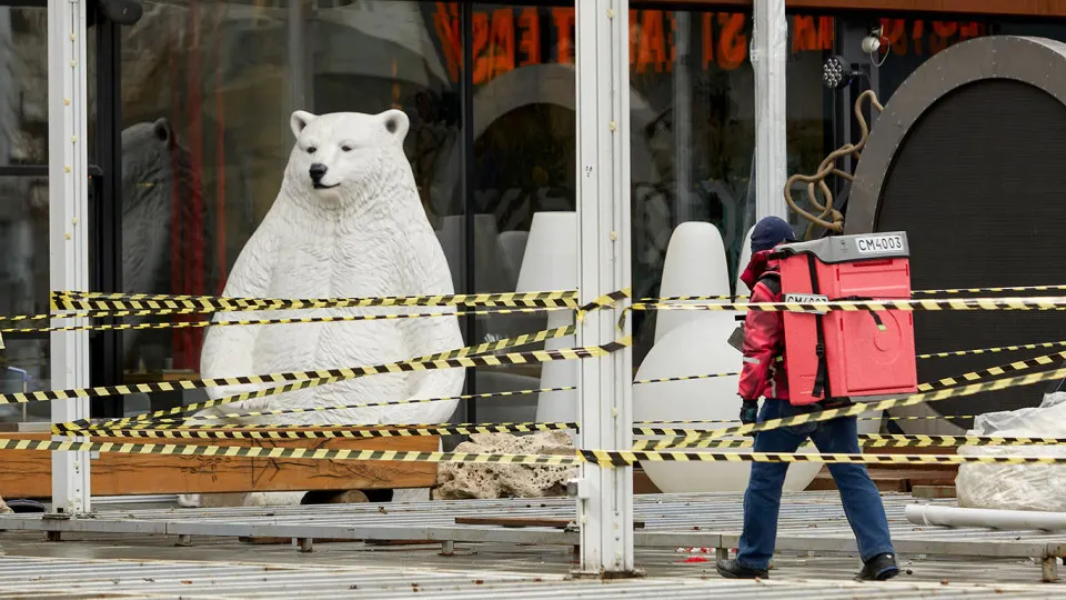 Опросы и данные торгово‑промышленных организаций показывают: изменения в налогообложении, рост НДС и отмена льгот привели к падению доходов, сокращению горизонта планирования и ухудшению ожиданий большинства компаний.