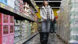 Глава военной разведки Швеции Томас Нильссон считает, что российские власти искажают экономическую статистику, существенно занижая уровень инфляции и реальный дефицит бюджета на фоне растущих военных расходов.