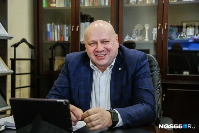 Пресс‑служба мэра сообщила, что решение о лишении ученой степени будет оспорено в установленном законом порядке. Работа, к которой возникли претензии, была защищена в ОмГТУ в 2015 году.