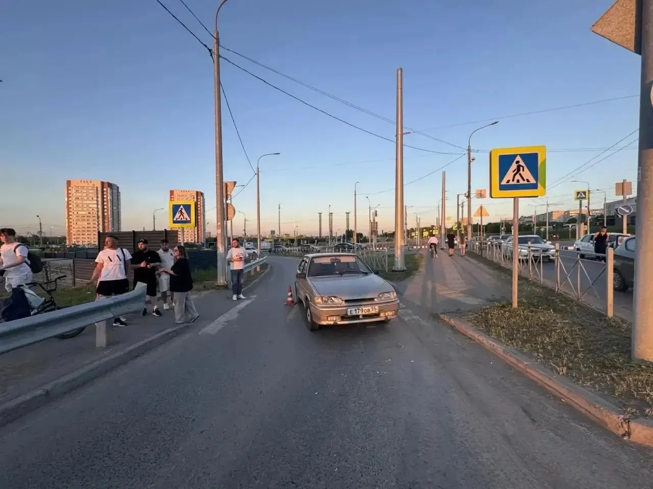 На перекрёстке Бульвара Архитекторов и улицы Крупской 24‑летний водитель наехал на девочку на велосипеде; пострадавшей потребовалась медицинская помощь, прокуратура ведёт проверку обстоятельств ДТП.