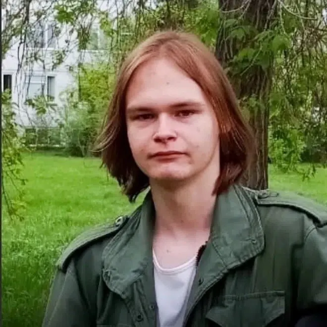 20‑летний Александр Трипутень ушёл из дома в Советском округе Омска 20 июня около 17:00 и с тех пор не выходит на связь. Приметы и контакты для сообщений.