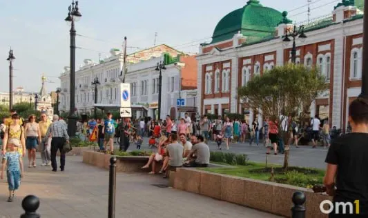 Праздничные мероприятия начнутся в 15:00 на нескольких городских площадках и завершатся концертом Полины Гагариной, после которого в Успенском соборе состоится божественная литургия.