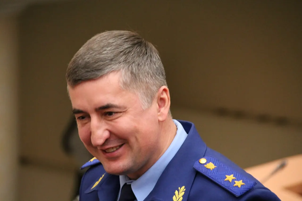 Указ президента перевёл бывшего прокурора Саратовской области Сергея Филипенко в Воронежскую область на пятилетний срок; прокурором Саратовской области назначен Роман Пантелеев. Указ вступил в силу 28 июня.