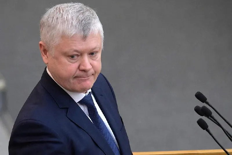 Председатель комитета по безопасности заявил, что из России выдворены свыше 360 зарубежных организаций, более 60 — по материалам комиссии; также были приняты 46 законов «о защите суверенитета».