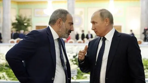 Премьер Армении обратился к российскому лидеру с просьбой устранить ограничения на импорт из Армении; в разговоре также затронули идею референдума о вступлении в ЕС или сохранении в ЕАЭС.