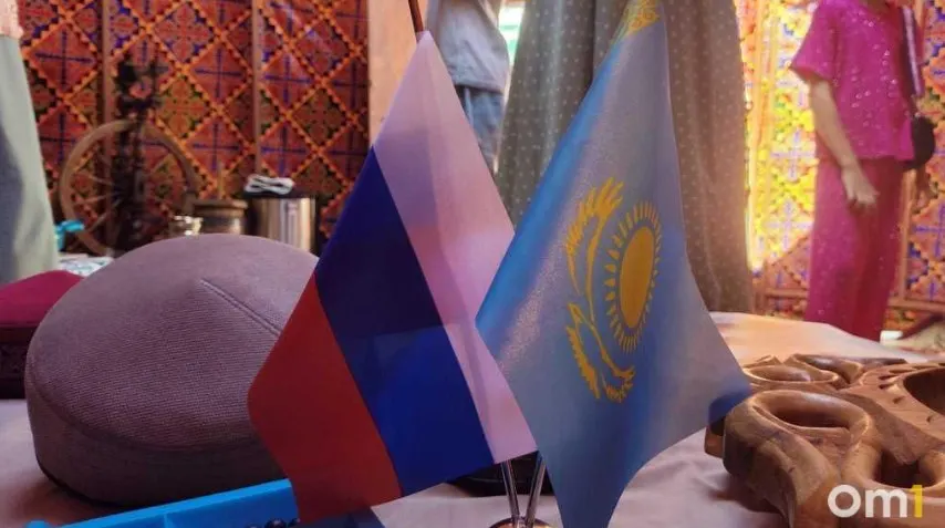 Мероприятие, изначально запланированное на 19–20 августа, перенесено на конец июля. Главы стран обсудили подготовку к форуму; информации о возможном официальном визите в Омск пока нет.