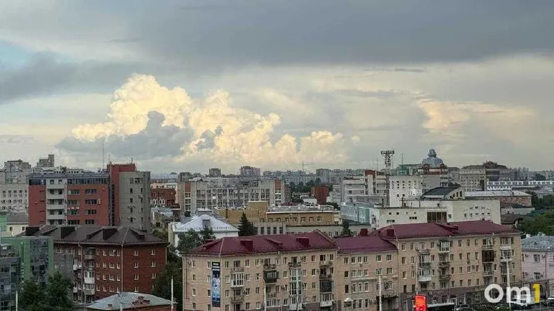 Коротко объясняем, в чём разница между сигналами о беспилотниках и о воздушной/ракетной угрозе и какие действия нужно предпринять в каждом случае.