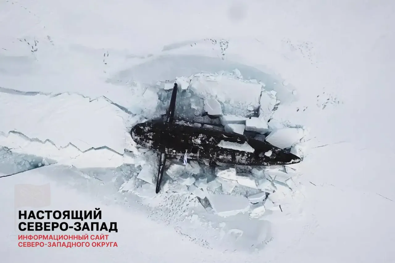 Из Федерального плана статистических работ исключили показатель доли современной военной техники в Арктической зоне — эти данные больше не будут публиковаться. В то же время в регионе продолжают масштабное наращивание военной инфраструктуры.