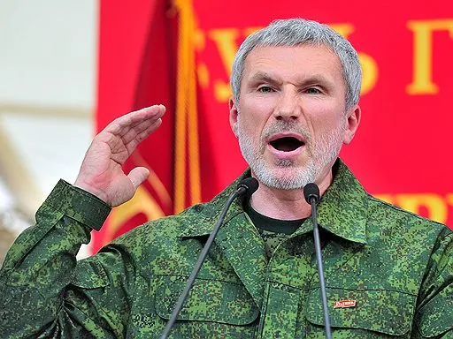 После перевода 500 рублей лидер назвал это подачкой-неберучкой, а суд принял решение снять оппозиционную партию с выборов.