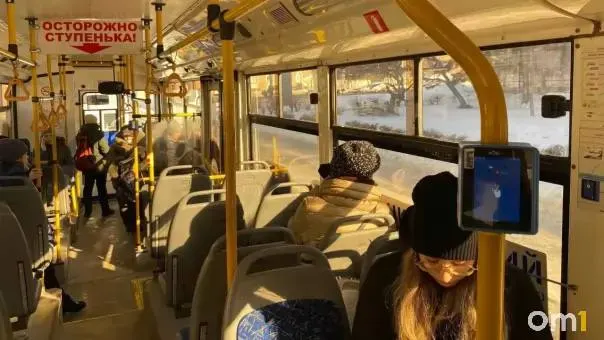 Город планирует увеличить число безналичных маршрутов: в следующем году к эксперименту подключат новые маршруты и троллейбус.
