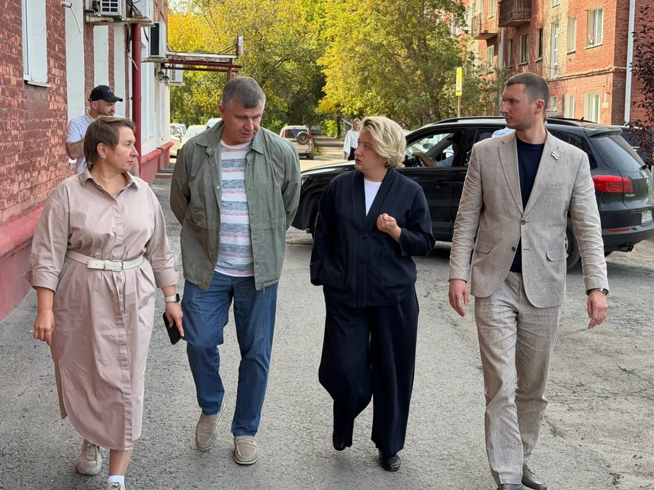 В Омске завершается ремонт корпуса Детской художественной школы №1 имени Саниных; здесь планируют разместить архитектурное отделение. Контроль за ходом работ ведут депутаты городского совета.