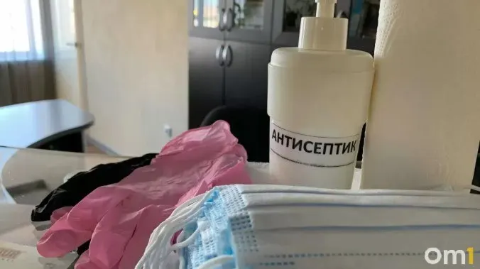 После старта учебного года ситуация с вирусами в регионе пока спокойная: на конец лета заболеваемость не выходит за пределы эпидпорога; выявляются парагрипп, риновирусы и COVID-19.