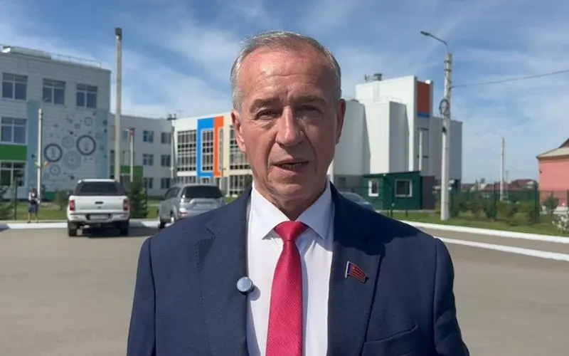 Лидеры КПРФ в регионах Сибири не прошли в парламент, несмотря на высокий региональный рейтинг.
