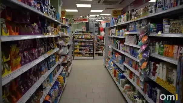 С 22:00 10 сентября по 10:00 12 сентября действует сухой закон: запрет розничной продажи спиртного распространяется на магазины; рестораны и кафе будут работать по лицензии.
