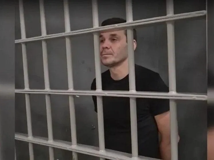 48-летний россиянин с шведским гражданством признан виновным в госизмене; дело связано с перечислениями средств ВСУ и серией арестов в Краснодарском крае.