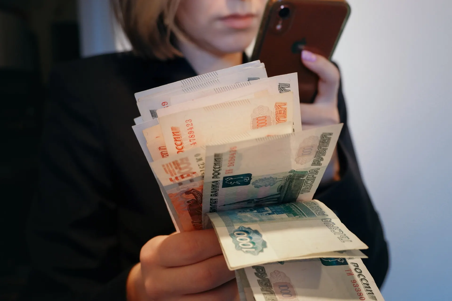 Разбор причин замедления: ставка и кредиты — не главный фактор; реальные препятствия лежат в инвестиционном климате, производительности и структурных проблемах.