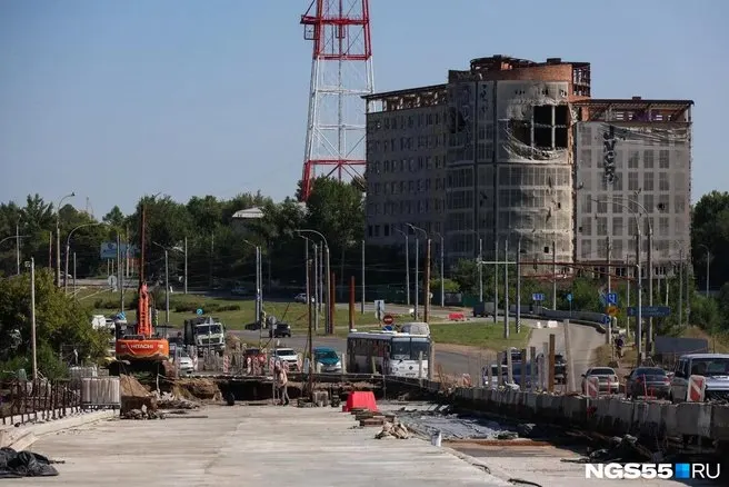 Контракт на ремонт моста оценивается в 2,87 млрд руб.; выполнено около 37%, подрядчик получил почти 1,9 млрд.