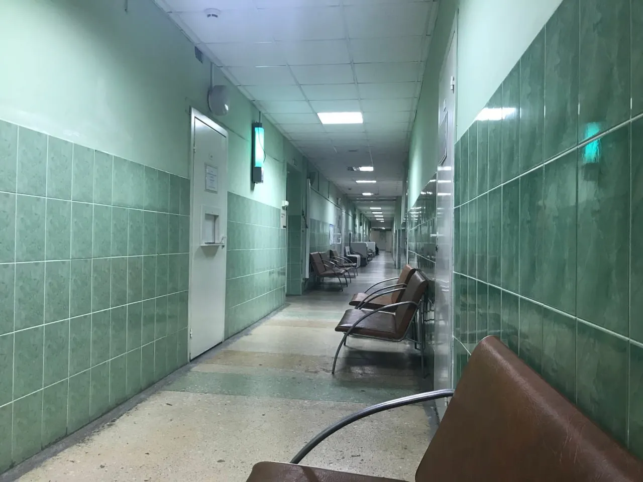 Ожидаются кадровые перемены в омской больнице: руководство БСМП-2 может покинуть должность; последний день на посту — 15 октября.