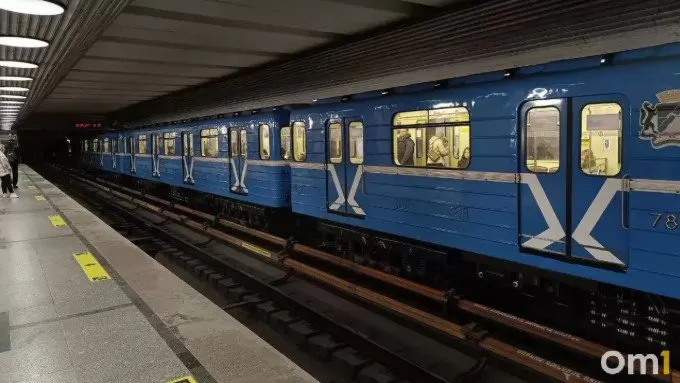 Идея соединить Омск, Новосибирск, Томск, Кемерово и Барнаул высокоскоростной сетью может снизить الزمن на маршрутах между городами до 15–30 минут; финансирование — частные инвестиции.