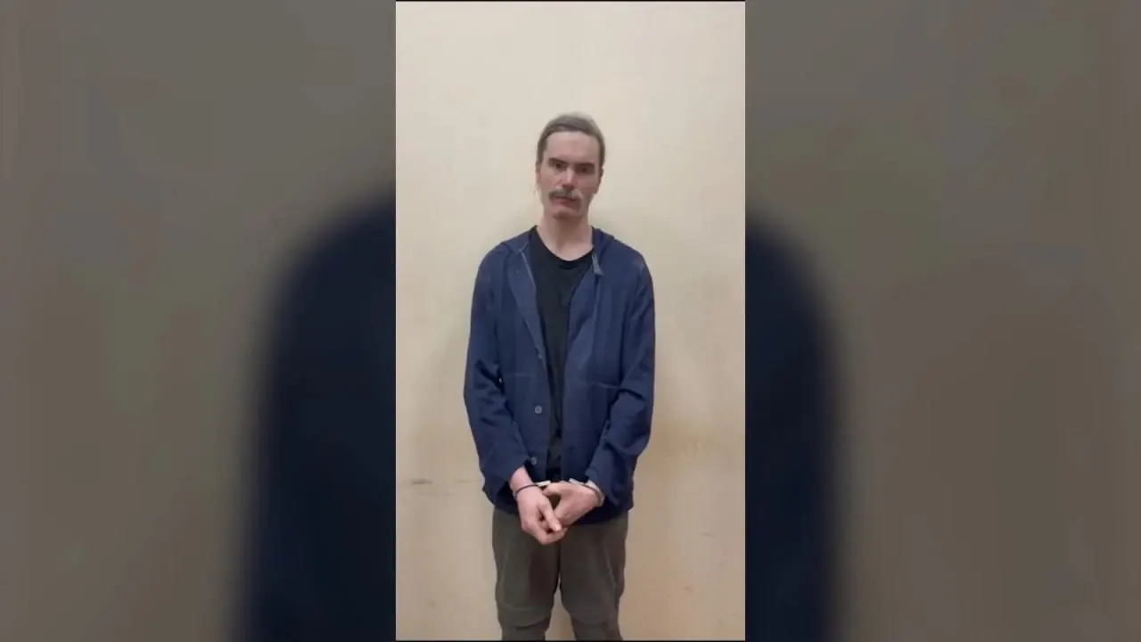 Житель Омска получил 17 лет колонии строгого режима за госизмену и призывы к террористической деятельности в интернете с передачей сведений об объекте НПЗ украинским спецслужбам.